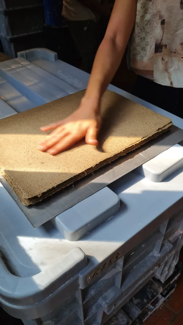 First experimental sheet of Scarta paper